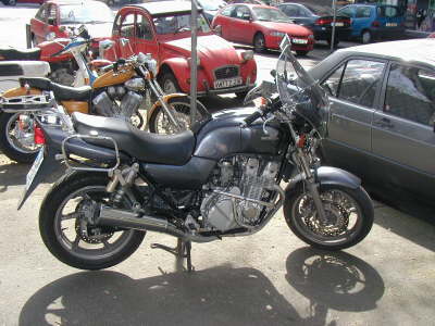 CB_750